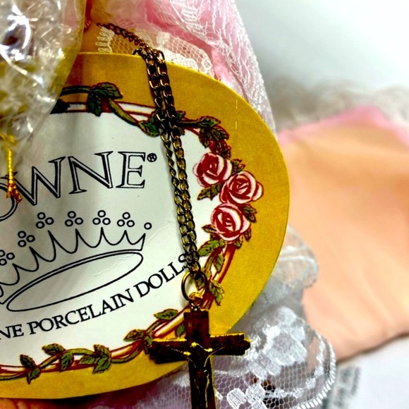 Porcelain praying Jenny⚡️ - Picture 2 of 9